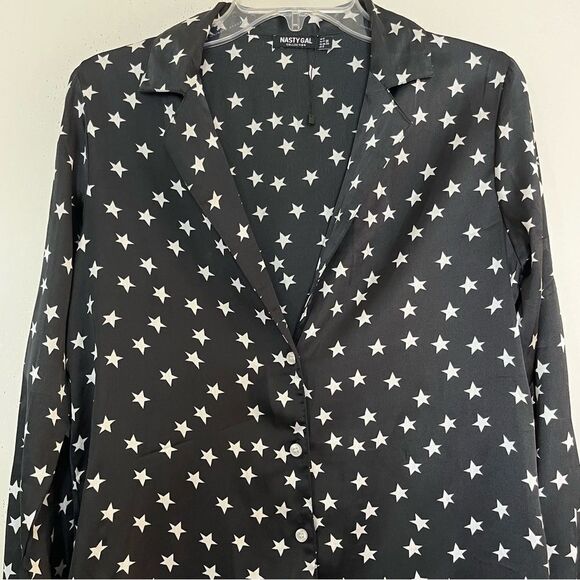 Nasty Gal 3-Pc Pajama Shorts Shirt Bralette Set Underneath The Stars NWOT Size 4 - Picture 5 of 9